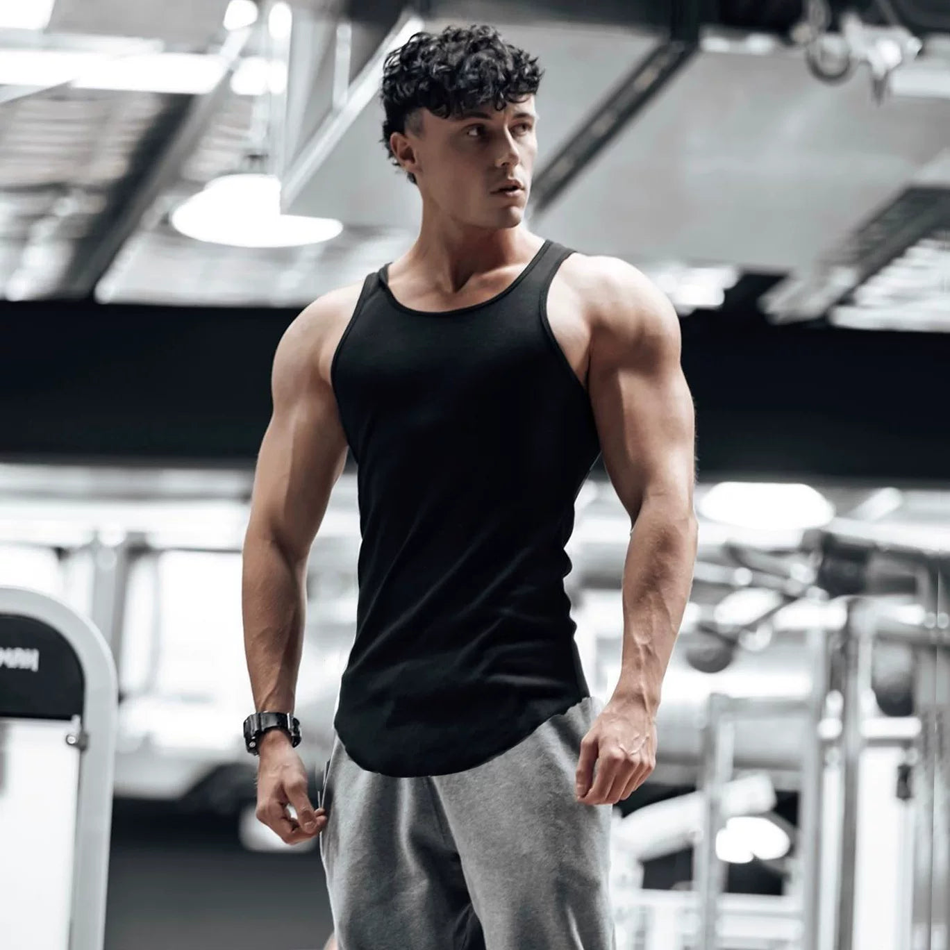 Men's sleeveless quick drying sports vest American solid color nylon breathable fitness vest shoulder strong elasticity moisture wicking and sweat wicking