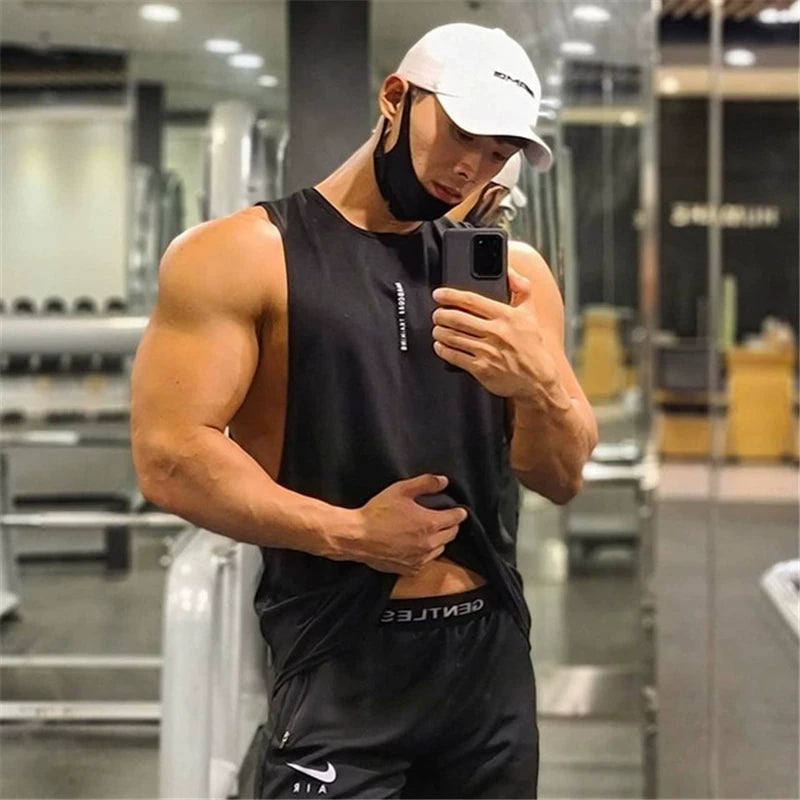 New sports and fitness clothes, men's vest, camisole, sleeveless equipment, super strong running, sweat wicking, breathable, muscle type, iron wave